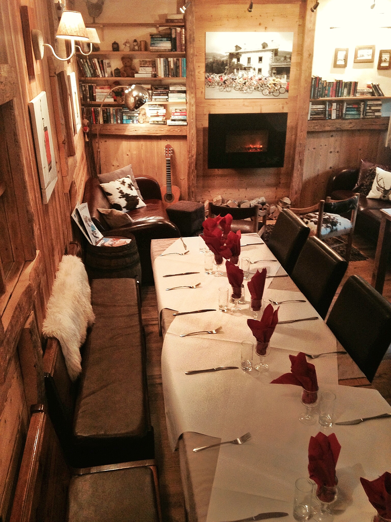 Les Cimes dining area