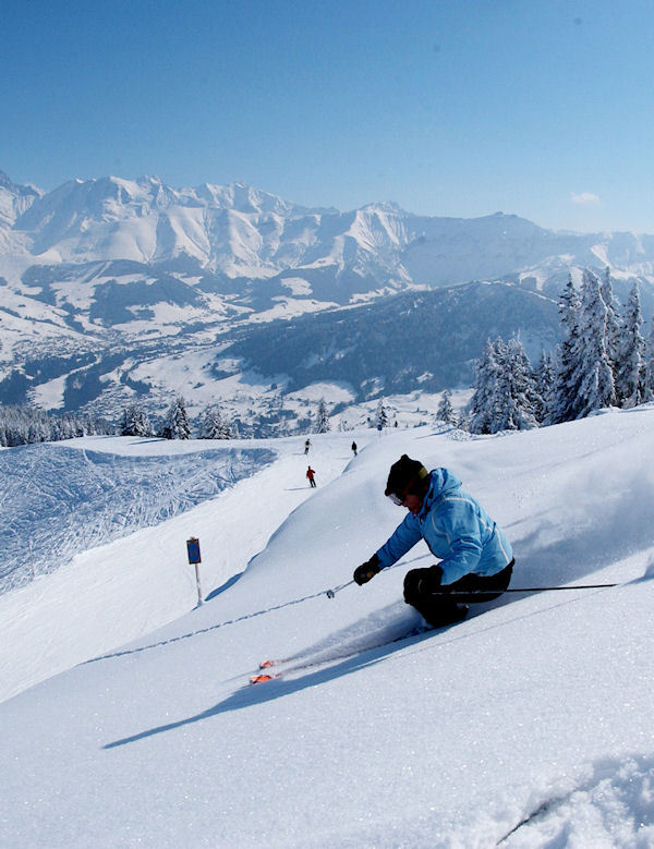 Skiing Megeve