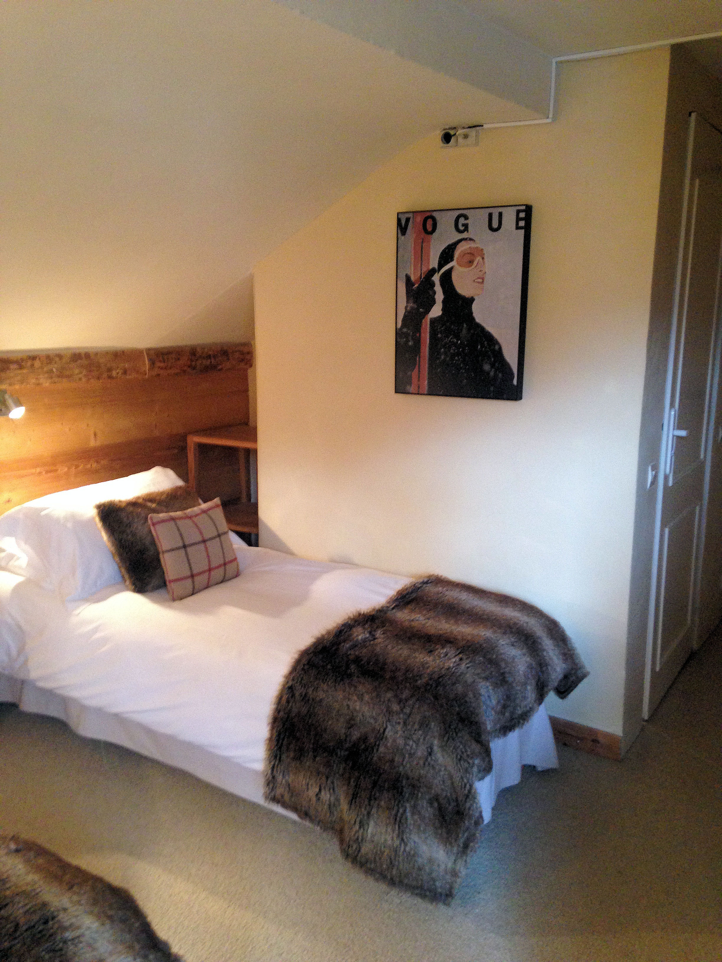 Les Cimes Chalet bedroom